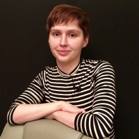 Лора Вайс